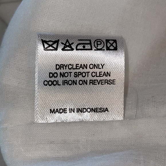 NWT Magali Pascal White With Black Stitching Ruffled Cap Sleeve Top - Picture 6 of 6